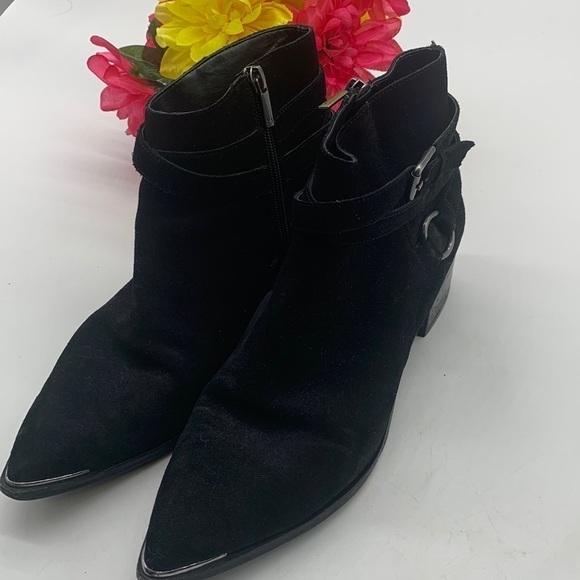 Marc Fischer Black Pointed Suede Ankle Boots Sz 9 - Picture 1 of 7
